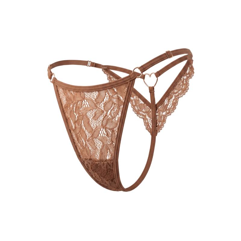 String taupe en dentelle avec bijou cœur doré