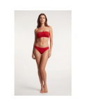 Culotte rouge en dentelle avec nœud en satin Culotte rouge en dentelle avec nœud en satin