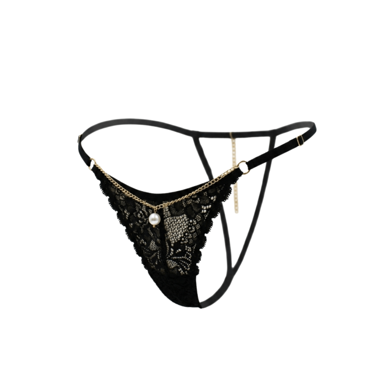 String noir en dentelle avec bijou et chaîne dorée String noir en dentelle avec bijou et chaîne dorée
