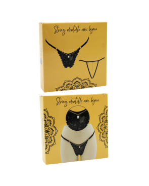 String noir en dentelle avec bijou et chaîne dorée